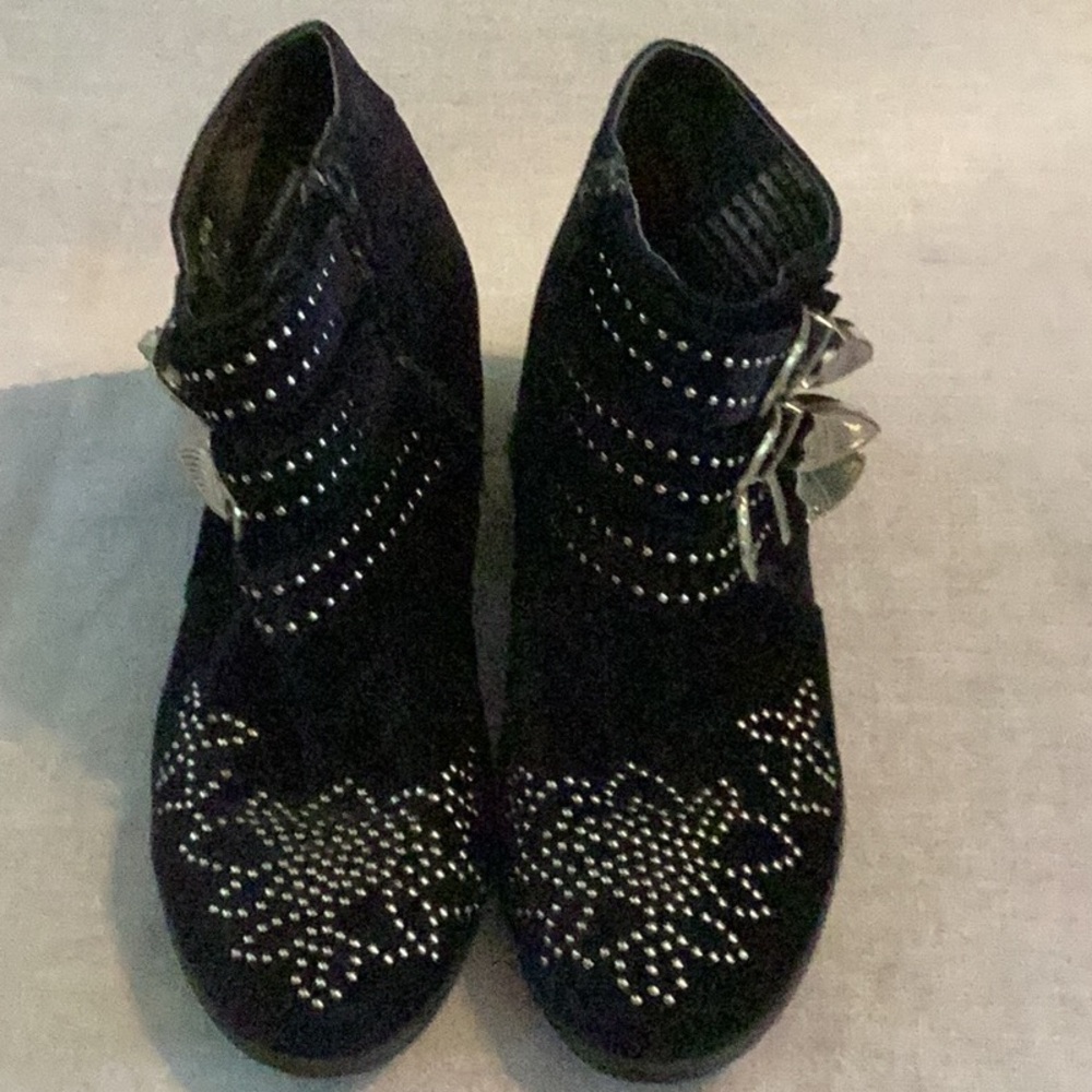Ankle boots - Picture 1 of 8
